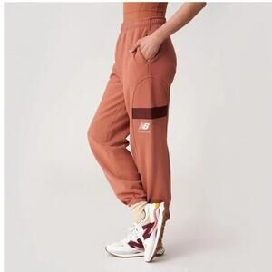 NWT New Balance Bandier Fleece Joggers Terra Cotta Size XS